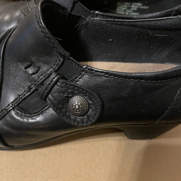 Earth Origins Rhoda Leather Shooties, Black, Sz 8.5 with box. - Picture 10 of 10